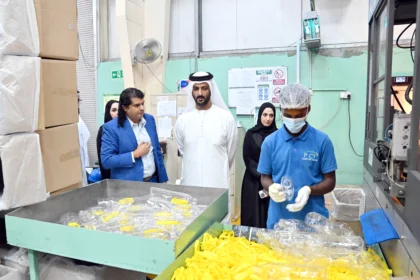 ابن طوق يؤكد استقرار الأسعار وتوافر السلع الاستراتيجية في أبوظبي