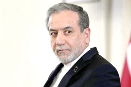 عراقجي يحذر من خطط إسرائيلية ويؤكد استعداد بلاده للرد على أي هجوم