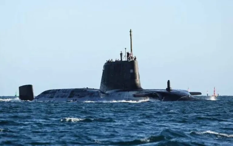 "Anson" in the Arabian Sea: A British nuclear submarine enhances strike capabilities in the region