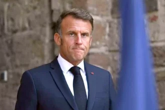 فرنسا في حداد.. ماكرون يعلن مقتل ضابط فرنسي بهجوم مسلح في العراق