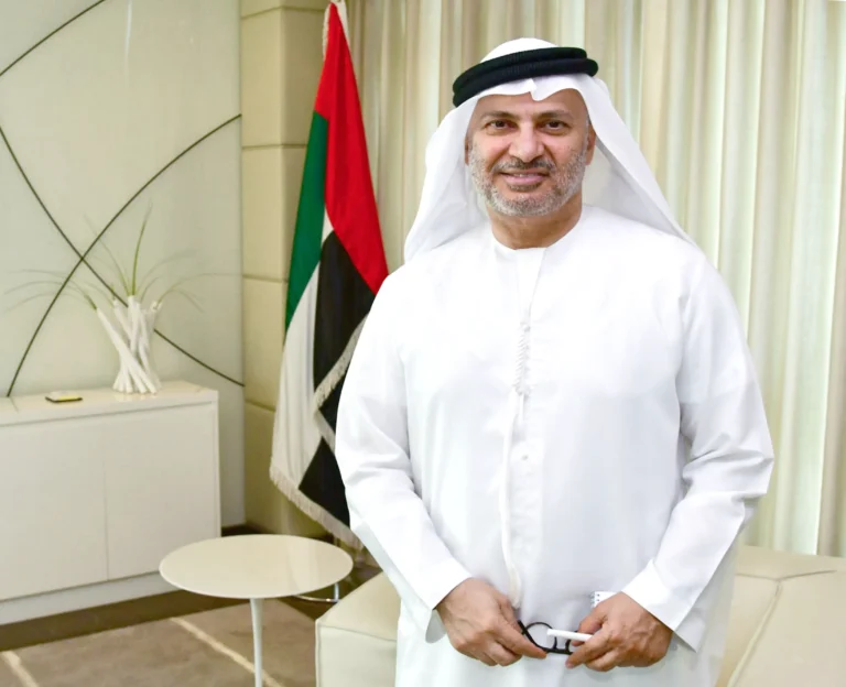 قرقاش: توجه إماراتي نحو حلول تضمن أمنًا مستدامًا في الخليج