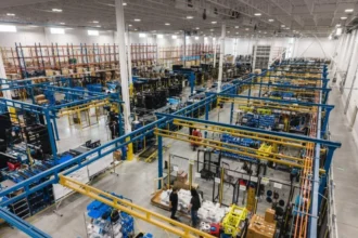 صفقة بقيمة 4.75 مليار دولار.. "مبادلة" تعلن بيع حصتها في شركة "كول آي تي" لشركة "إيكولاب"