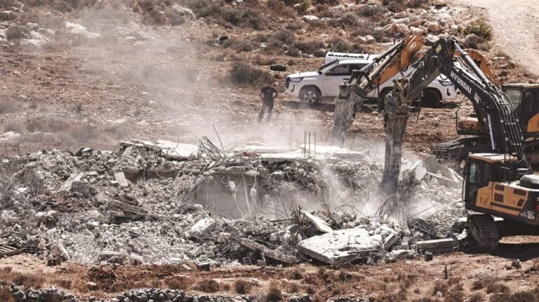 مسؤول فلسطيني: قرار تسجيل الأراضي في الضفة الغربية يمهد لتنفيذ مخطط الضم الإسرائيلي