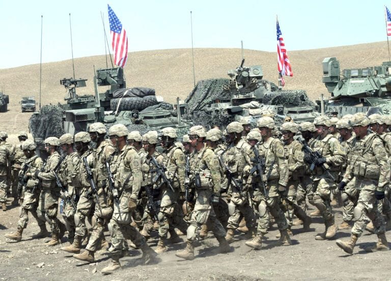 From the sky to the ground... Is the US military heading towards Iran by land?