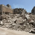 رئيس الوزراء اللبناني يعلن استعدادات حكومية لإيواء نازحي الجنوب