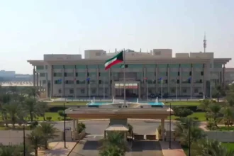 لكويت تحبط مخططاً إرهابياً لاستهداف منشآت حيوية وتضبط 10 متهمين