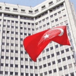 تركيا تستدعي السفير الإيراني بعد اعتراض صاروخ أطلقته طهران