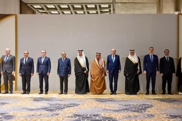 وزراء خارجية مجموعة من الدول العربية والإسلامية يطالبون إيران بالوقف الفوري لاعتداءاتها
