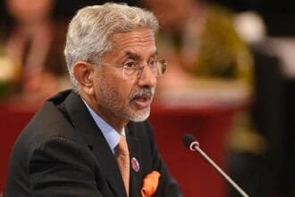 Indian Foreign Minister praises talks with Iran to reopen navigation in the Strait of Hormuz