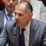 اليونان تحسم موقفها من حرب الشرق الأوسط: لن ننجر إلى الصراع