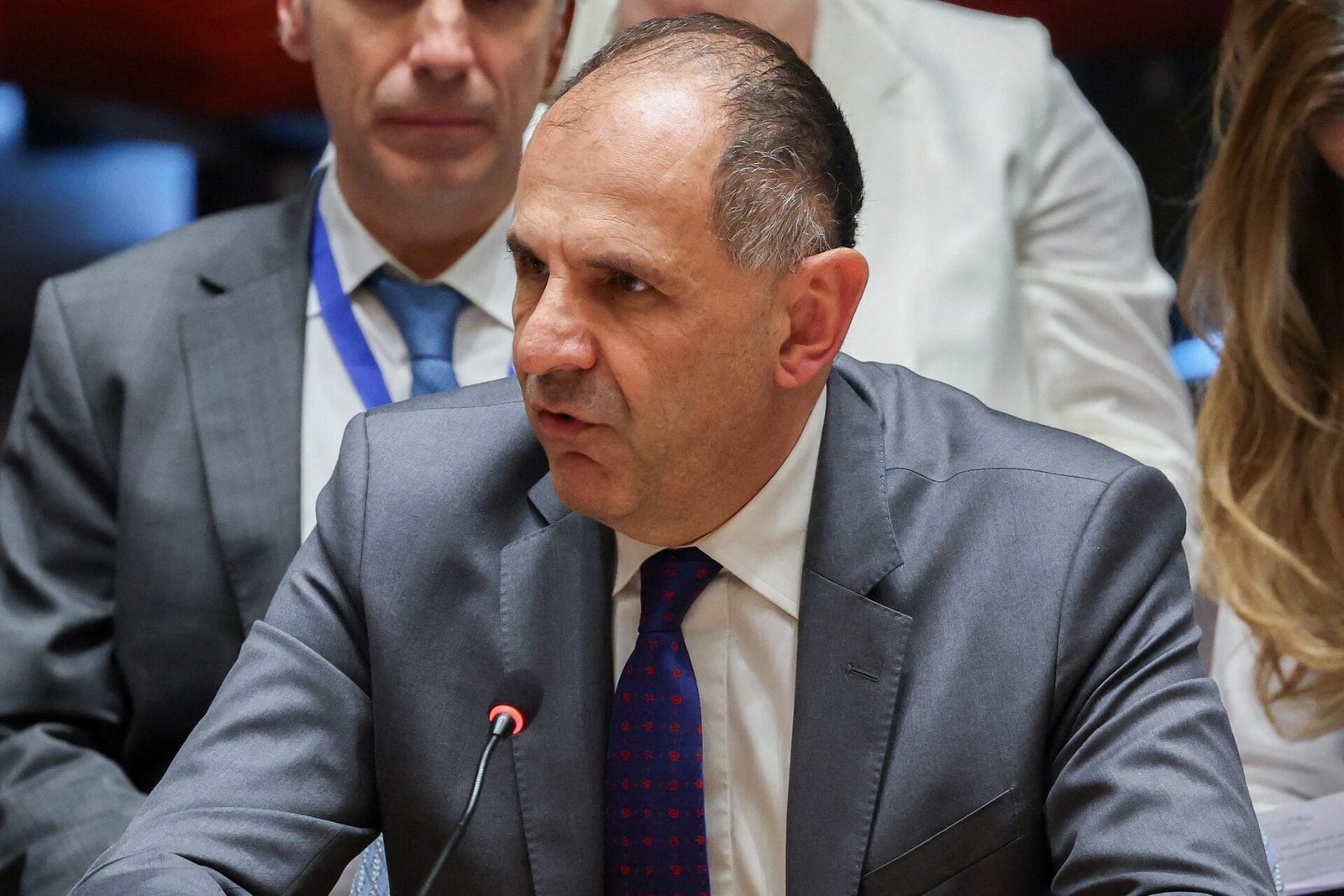 Greece makes its position clear on the Middle East war: We will not be drawn into the conflict