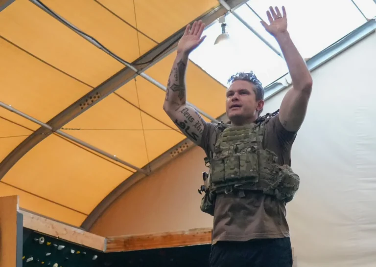 Hegseth affirms US military superiority against Iran: "Our stockpiles are sustainable and we are ready for a prolonged campaign."