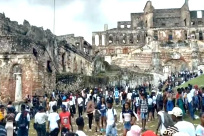 30قتيلاً في تدافع بموقع سياحي شمال هايتي