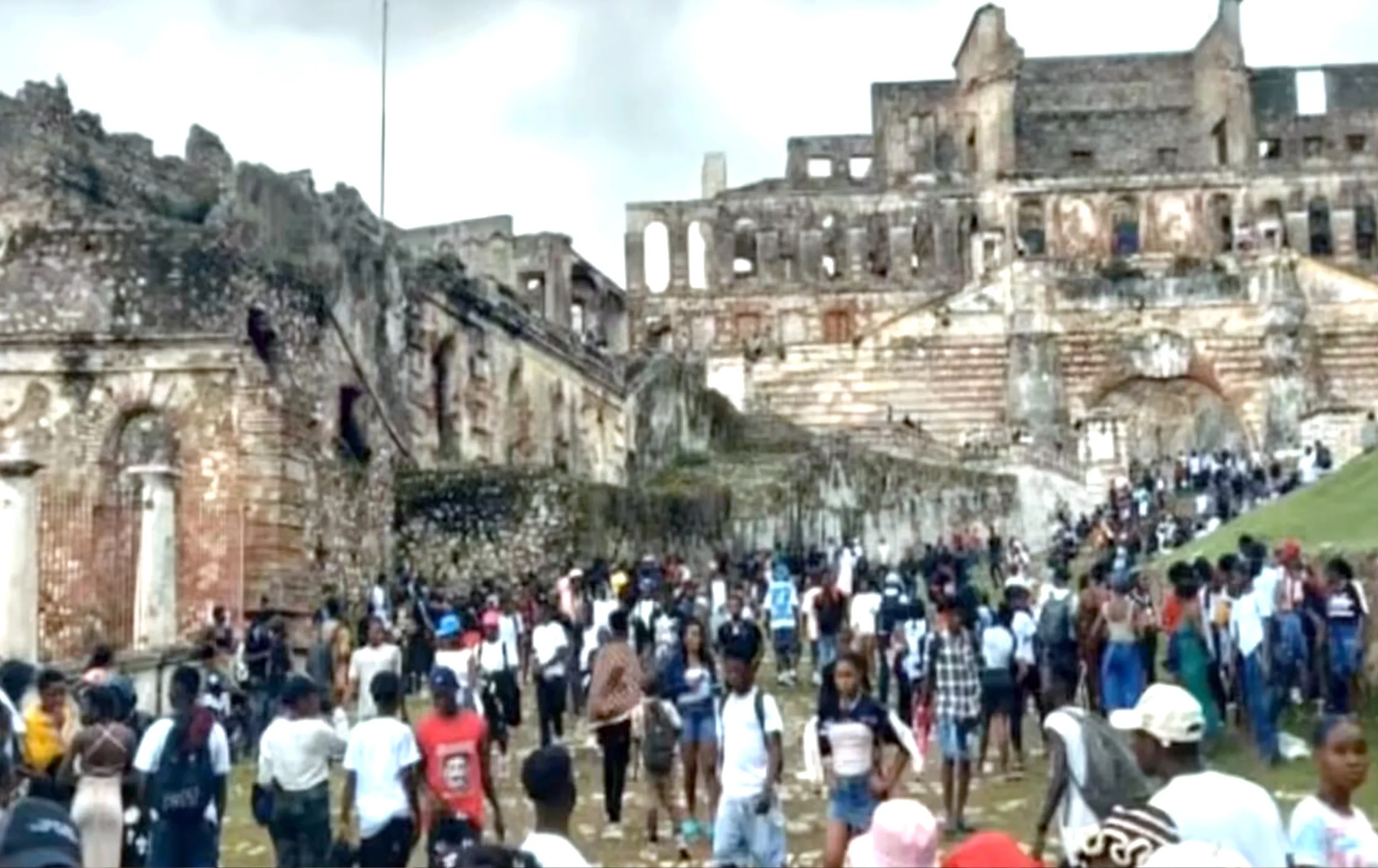 30 killed in stampede at tourist site in northern Haiti