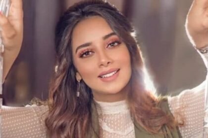 بلقيس فتحي تغني "لبيروت" تضامنًا مع الشعب اللبناني