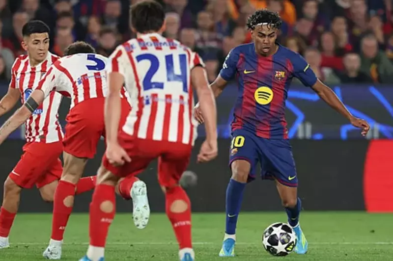 Atletico Madrid defeat Barcelona 2-0 at Camp Nou and move closer to the Champions League semi-finals (video)
