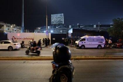 One dead and 47 injured in an "accident" before the football derby in Peru