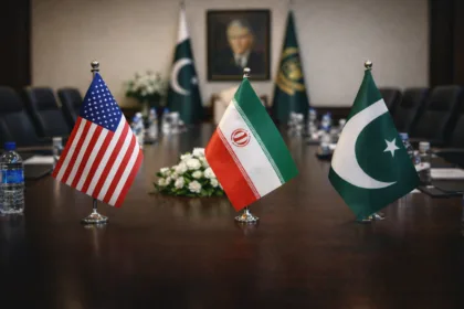 Between supporting de-escalation and insisting on compensation, how does the UAE view the Washington-Tehran talks in Islamabad?