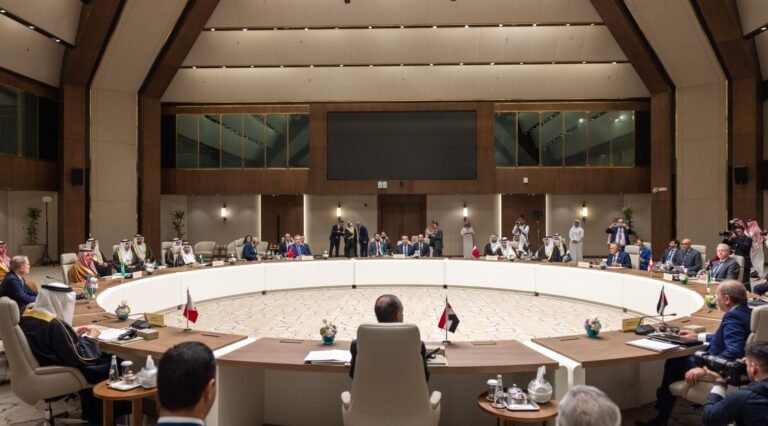 العدوان الإيراني الدول العربية