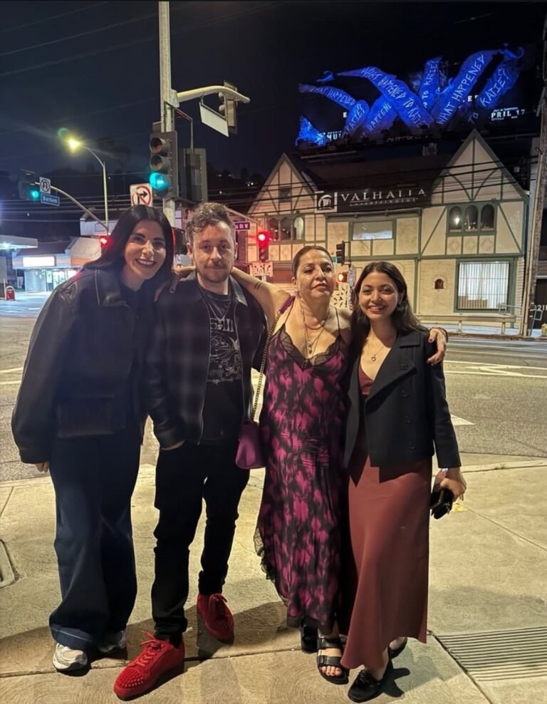 مي الغيطيمي الغيطي تروّج لفيلم "The Mummy"في شوارع أمريكا