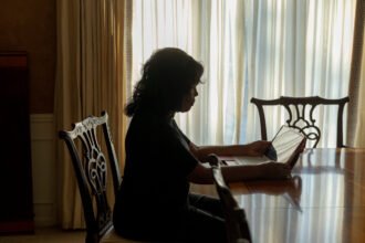 محاكاة رقمية بالذكاء الاصطناعي للتواصل مع الراحلين