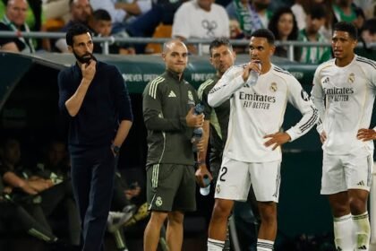 Real Madrid stumble with a late draw against Real Betis and fall further behind in La Liga.