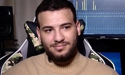 مسلم يفاجئ الجمهور بـ"إيه يا حلوة".. وظهور أول لزوجته يشعل التفاعل