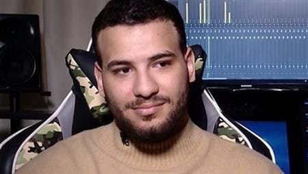 مسلم يفاجئ الجمهور بـ"إيه يا حلوة".. وظهور أول لزوجته يشعل التفاعل