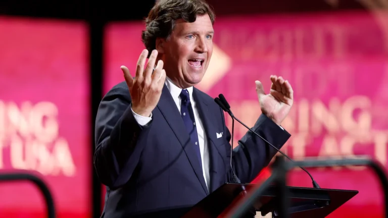 Trump faces harsh criticism after controversial remarks about Islam