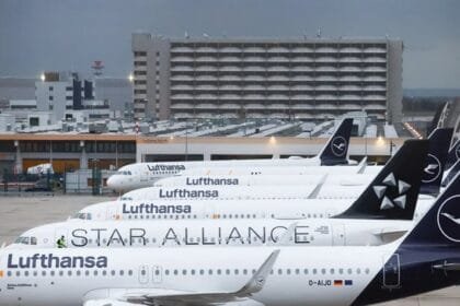 إضراب مضيفي لوفتهانزا والنقل الجوي في ألمانيا