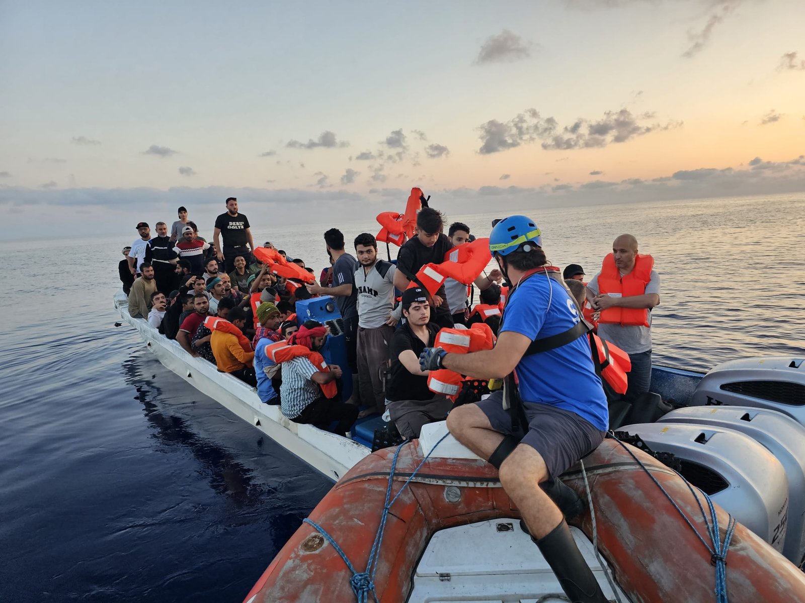 32 Migrants Rescued, 71 Missing Off Italy Coast