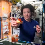 ناسا الطعام في الفضاء