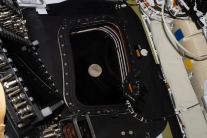 مركبة أوريون أرتميس 2