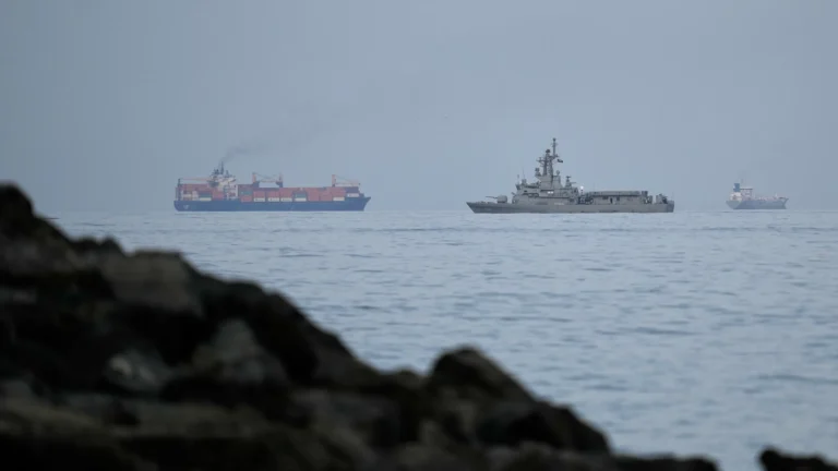 Strait of Hormuz navigation UAE