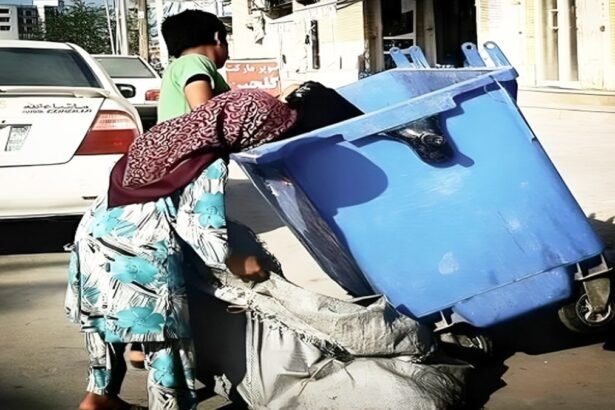 أزمة خانقة تضرب اقتصاد طهران .. واشنطن تتحدث عن تداعيات إغلاق هرمز