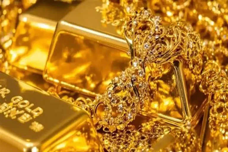 Gold rebounds from one-month low amid struggle between "opportunistic buying" and inflation fears