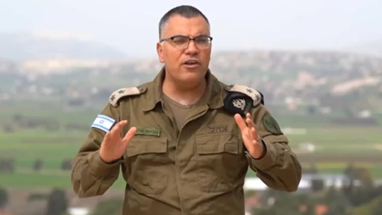 The Israeli army orders the immediate evacuation of border villages and threatens Hezbollah