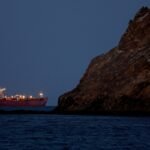 Details - Dangerous escalation in the Strait of Hormuz: Gunfire heard after Tehran's decision to impose "strict military control"