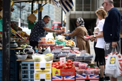 UK inflation rises to 3.3%: Iran war looms over royal markets