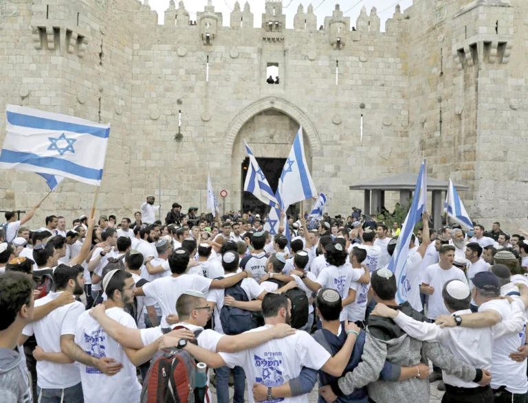 وزراء خارجية عرب وإقليميون يدينون اقتحامات المستوطنين للمسجد الأقصى