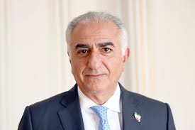 الأمير رضا بهلوي يدعو الجيش الإيراني للقيام بدوره الوطني والدفاع عن إيران