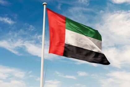 دان إغلاقه وفرض الرسوم.. الإمارات ترحّب بقرار "قانونية المنظمة البحرية الدولية" تأكيد حق المرور العابر في مضيق هرمز