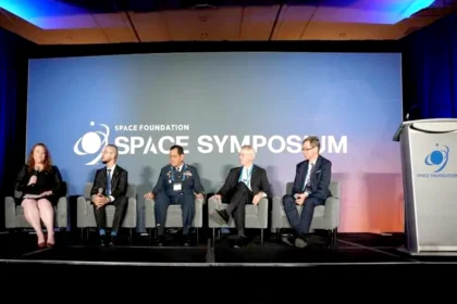 الإمارات تستعرض مشاريعها الفضائية وتعزز شراكاتها الدولية في مؤتمر الفضاء العالمي