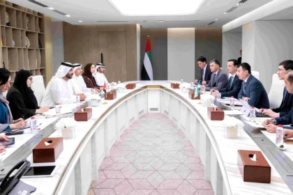 الإمارات وأوزبكستان تبحثان تعزيز الشراكة في قطاعات الاقتصاد الجديد