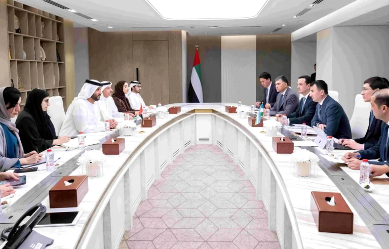 الإمارات وأوزبكستان تبحثان تعزيز الشراكة في قطاعات الاقتصاد الجديد