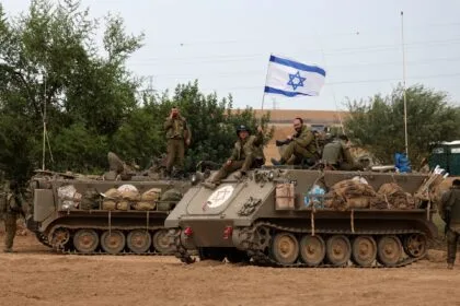 The Israeli army launches its fiercest attack on Lebanon with 100 airstrikes in 10 minutes