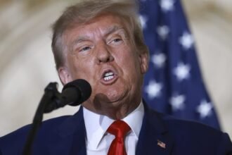 Trump attacks Pope Leo XIV after sharp criticism of the war: "Pray and leave politics to me."