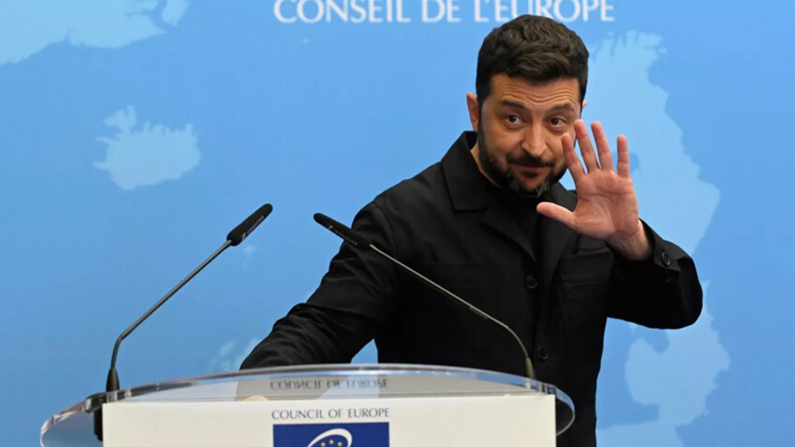 Zelensky announces Ukraine’s readiness for trilateral negotiations with Washington and Moscow in Azerbaijan