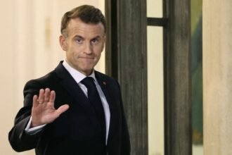 Breaking | Macron confirms the death of a French soldier and the injury of 3 UNIFIL personnel in Lebanon; investigations are underway