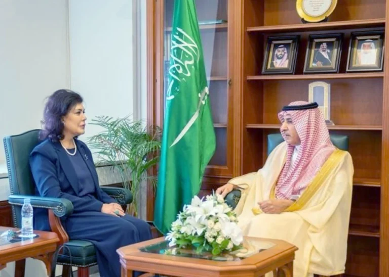 الرياض تستدعي سفيرة بغداد: احتجاج سعودي شديد اللهجة على تهديدات "المسيّرات" العراقية